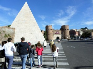 Piramide Caio Cestio (7)